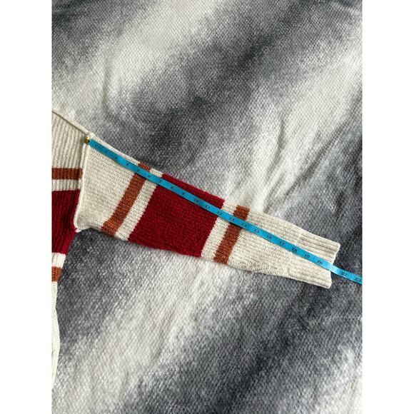 American Eagle Red Striped Ribbed Y2K Cozy Cropped Snowdrift Sweater Size Medium - Picture 11 of 12
